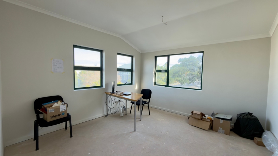 To Let Commercial Property for Rent in Somerset West Western Cape